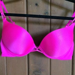 Victoria's Secret Miraculous Plunge Bra